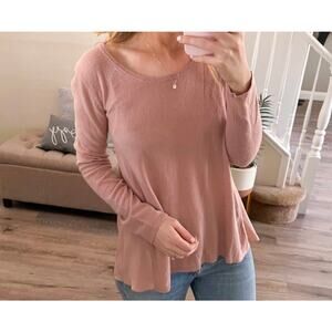 L'AGENCE Crewneck Soft-Knit Sweater with Silk Pleated Back in Pink Mauve